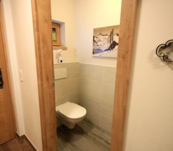 separates WC im Erdgeschoss