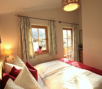 Zimmer mit Doppelbett